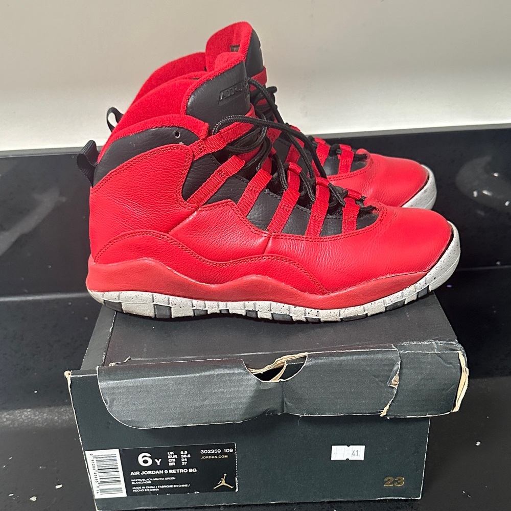 Air Jordan 9 RETRO BG red & black size 6Y or 8W with Box - Picture 4 of 9